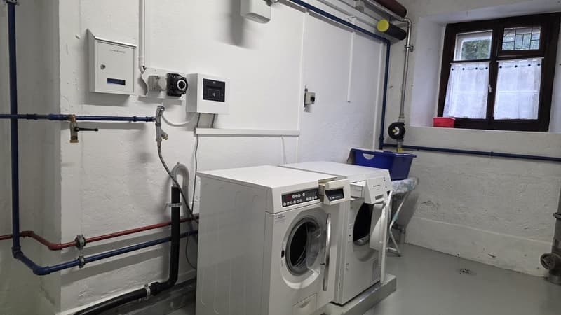 APPARTEMENT AVEC TERRASSE PRIVATIVE ET GARAGE (5)