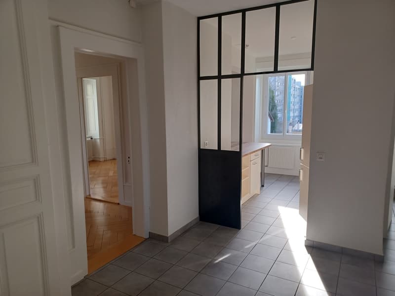 4.5 pièces tout confort dans quartier calme (8)