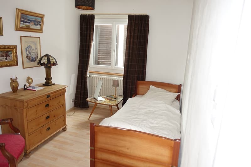 3.5 pièces tout confort dans petite maison avec spacieux jardin commun (11)