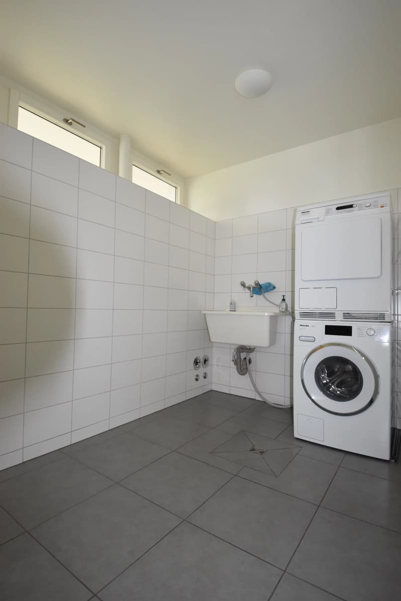 Luxurious 5.5-room high-standard apartment (10)