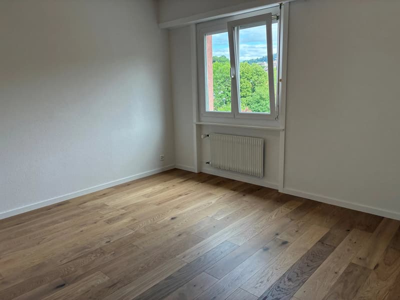 Bel appartement entièrement rénové avec vue sur le lac et les montagnes situé au coeur de Chexbres (5)