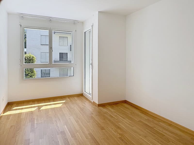 Bel appartement de 4,5 pièces situé à deux pas du lac et de toutes les commodités (6)