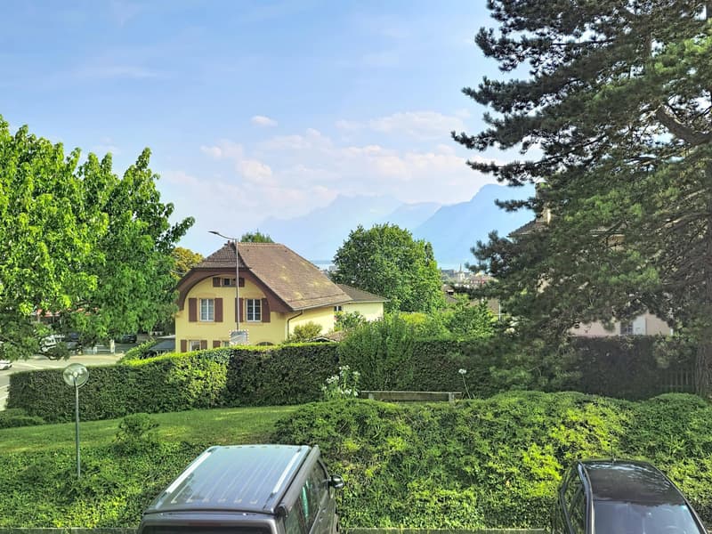 Charmant appartement avec grand balcon proche du centre-ville (13)