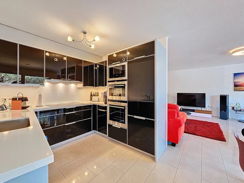 Bel appartement de 4,5 pièces au centre-ville de Montreux (6)