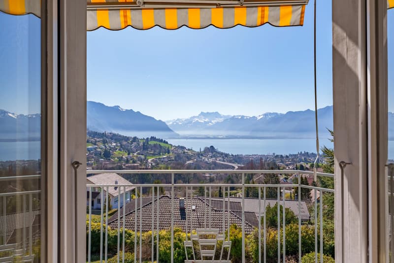 Charmante propriété avec une vue imprenable (2)