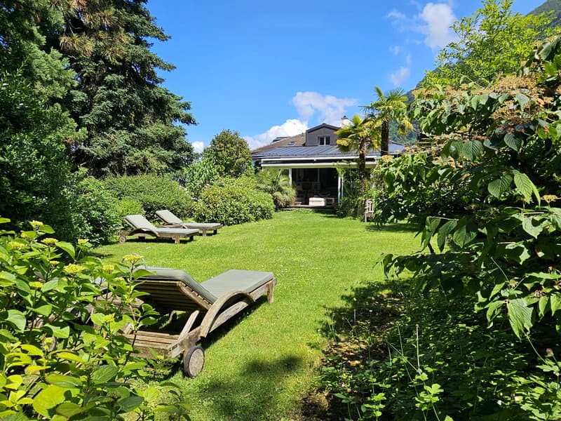 Jolie villa mitoyenne atypique, en PPE (1)
