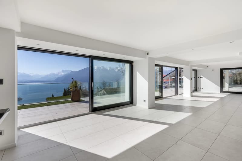 Propriété lumineuse avec piscine et vue panoramique (3)