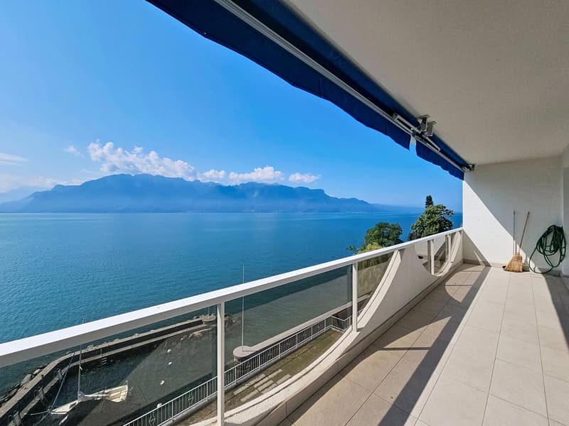 Splendide appartement rénové avec place d'amarrage dans port privé (4)