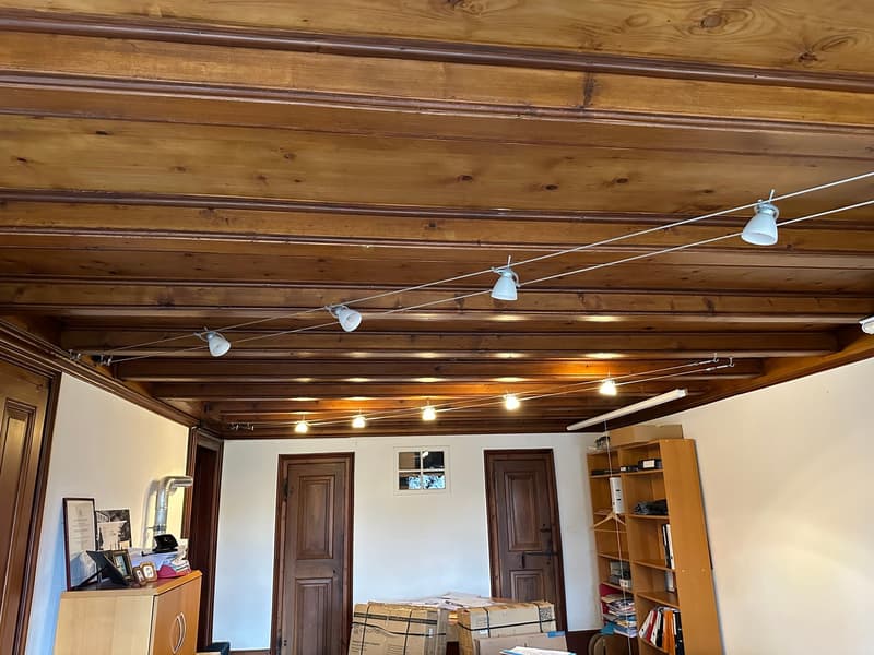 Bureaux au Château de Peseux (8)