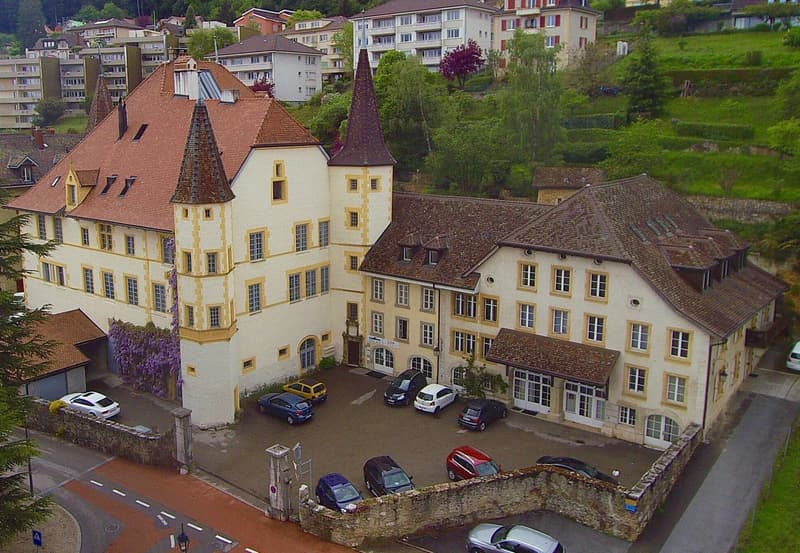 Bureaux au Château de Peseux (1)