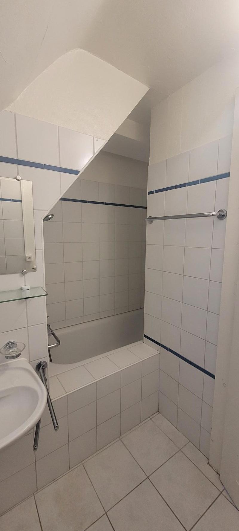 3.5 pièces lumineux à Auvernier, disponible immédiatement (10)