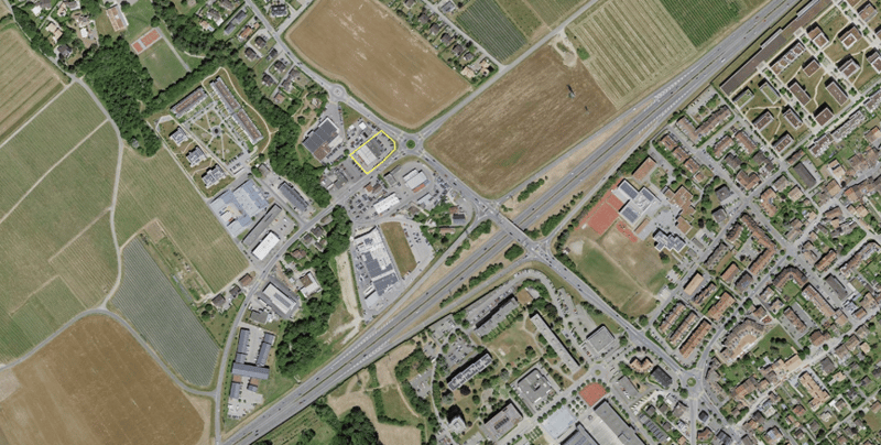 Site automobile premium - Visibilité autoroute – Suisse romande (2)