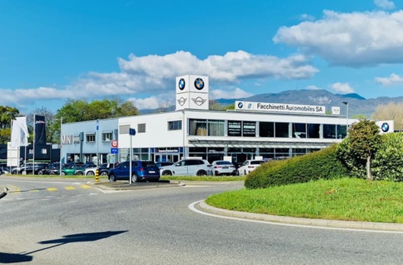 Site automobile premium - Visibilité autoroute – Suisse romande (1)