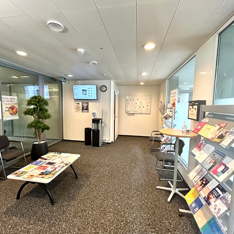 Bureau (2)