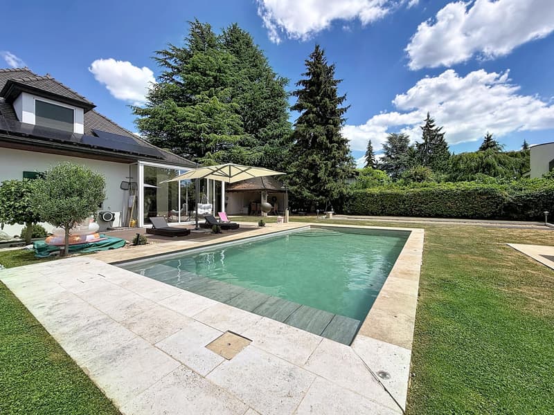 Grande Villa avec Piscine (1)