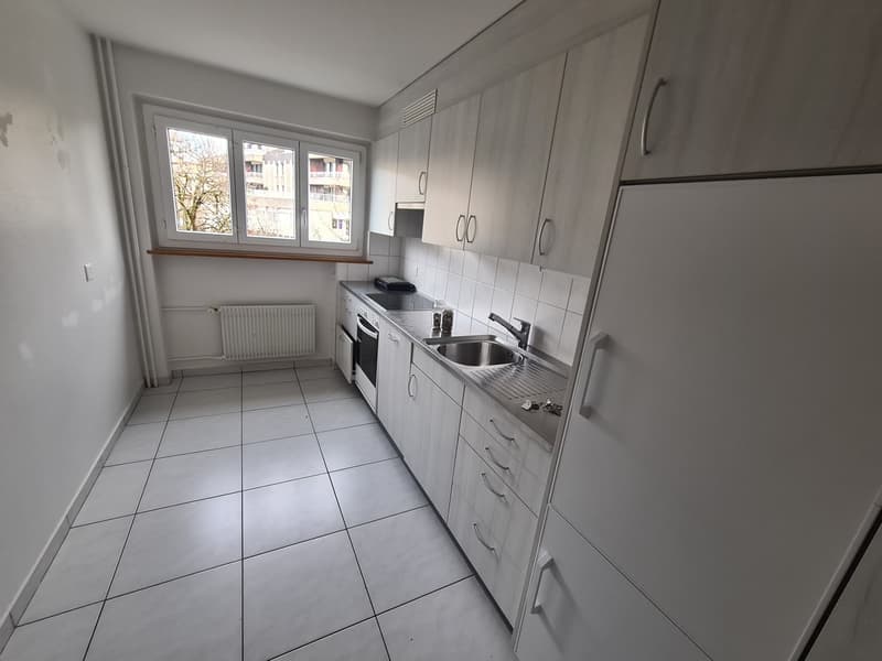 Gemütliche 4 Zimmer Wohnung im Herzen von Belp (2)