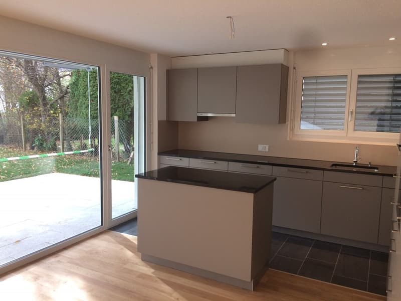 Moderne 4.5-Zimmer-Wohnung im Grünen! (3)