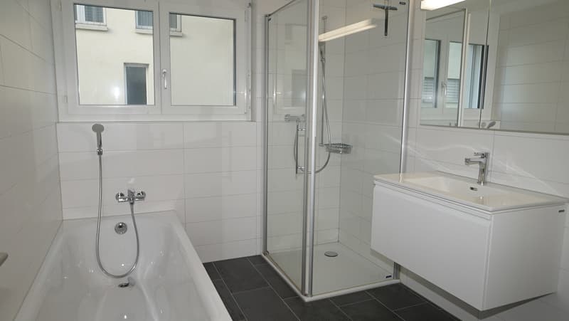 Moderne 4.5-Zimmer-Wohnung im Grünen! (5)