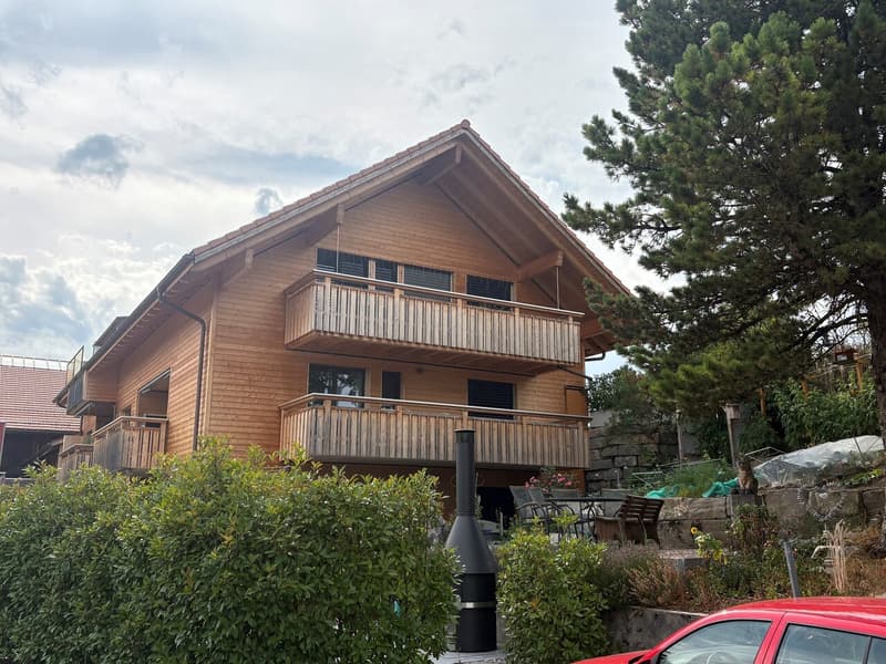 4.5-Zimmer-Wohnung an aussichtsreicher Lage (1)