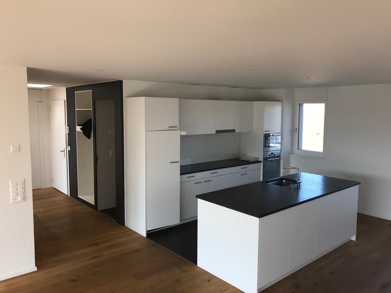 Moderne 4.5-Zimmer-Wohnung in der Überbauung Hohburg in Belp (2)