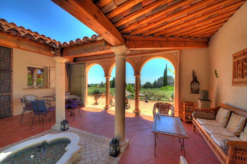 Villa individuelle 7 pièces à Aups (13)