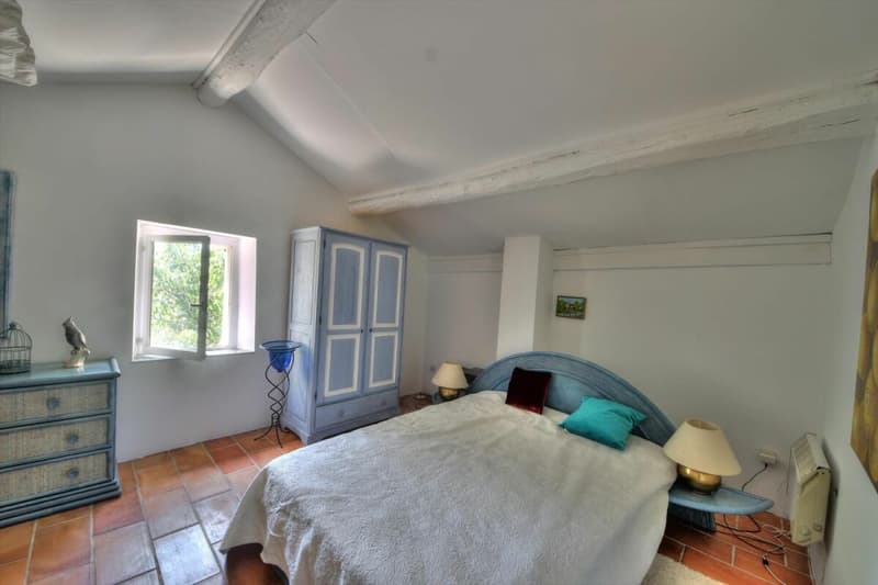 Villa individuelle 7 pièces à Aups (6)
