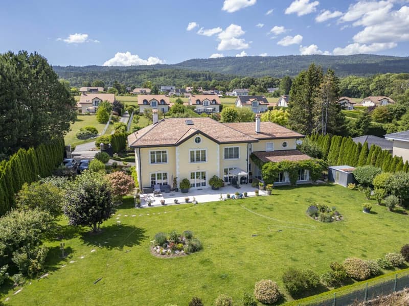 Propriété 13 pièces à Bassins (1)