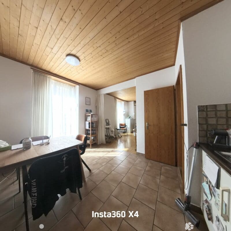 Helle 2½-Zimmerwohnung am Albert-Anker-Weg 3, 2502 Biel (3)