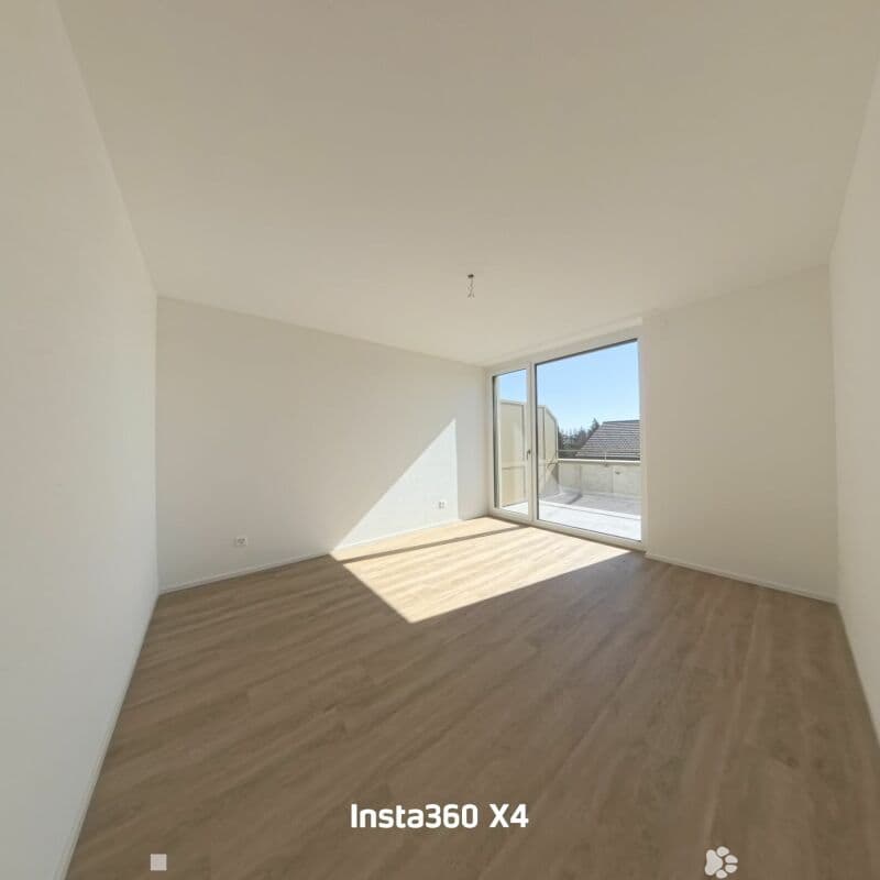 Neue, helle 3½-Zimmer-Attikawohnung mit Terrasse (4)