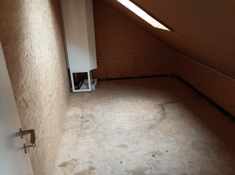 2-Zimmer-Dachwohnung ohne Balkon / 2-pièce-mansardé sans balcon (11)