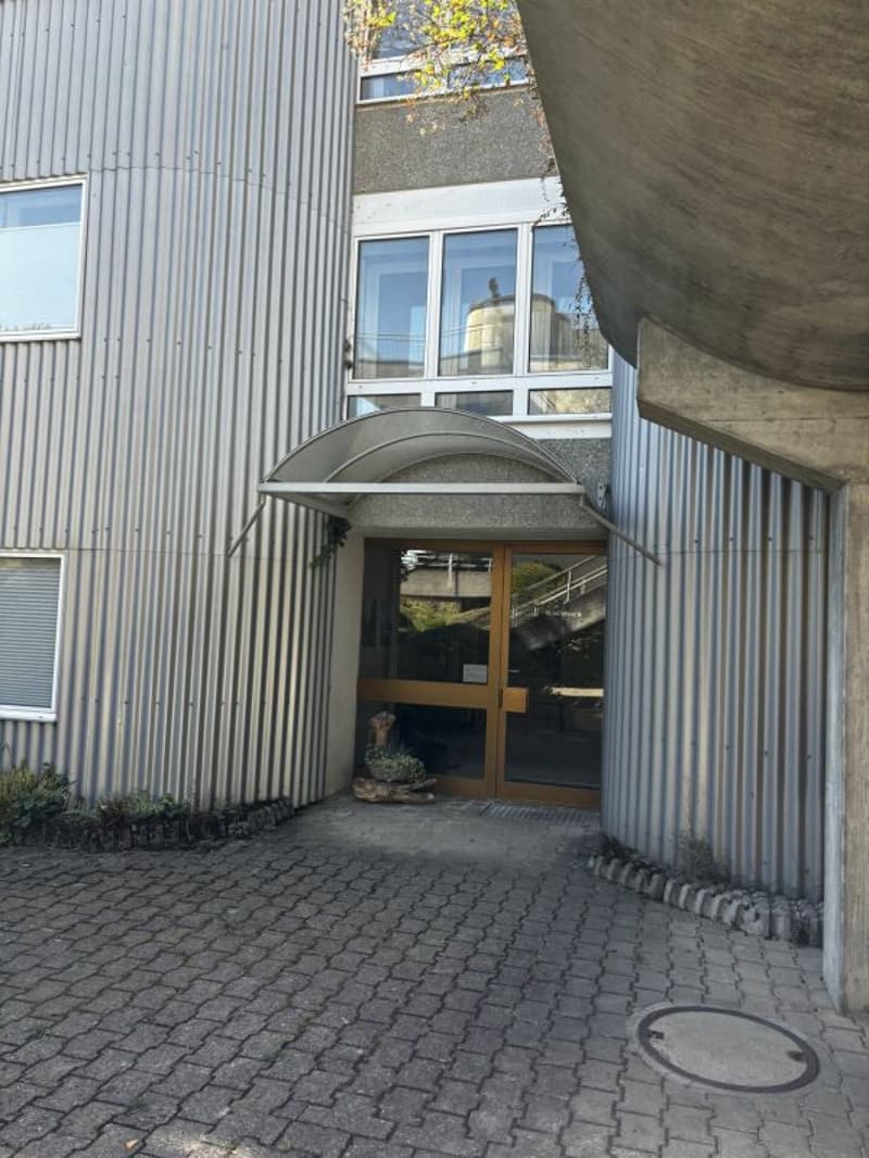 TOP 3.5-Zimmerwohnung in Ipsach nähe See (17)