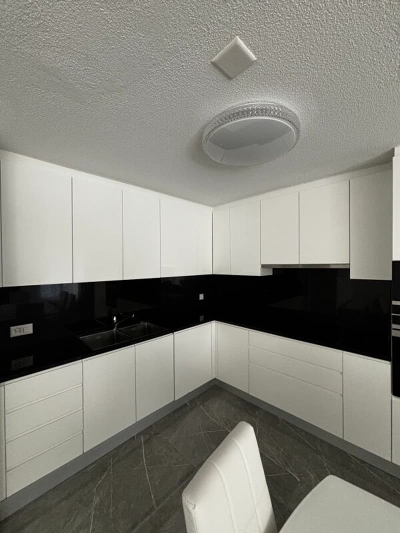 TOP 3.5-Zimmerwohnung in Ipsach nähe See (6)