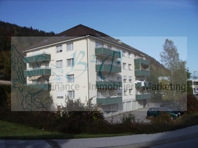 Bel appartement de 3.5 pièces situé au 2ème étage avec un balcon (1)