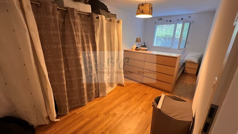 Bel et grand appartement de 5.5 pièces est à louer sur Boudry ! (7)