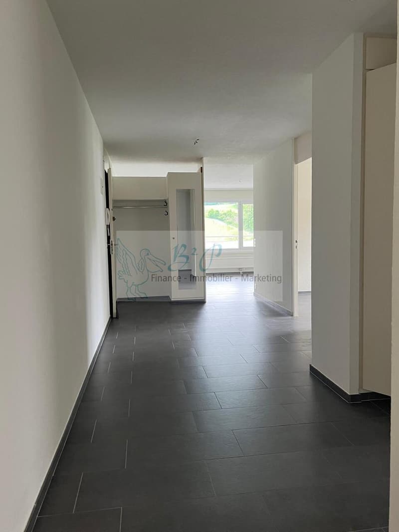 Grand appartement de 3.5 pièces avec une belle vue sur Boudry. (7)