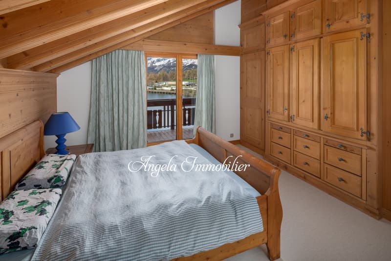 À Louer – Duplex de Prestige avec Vue sur l’Étang Long et le Golf de Crans-Montana (10)