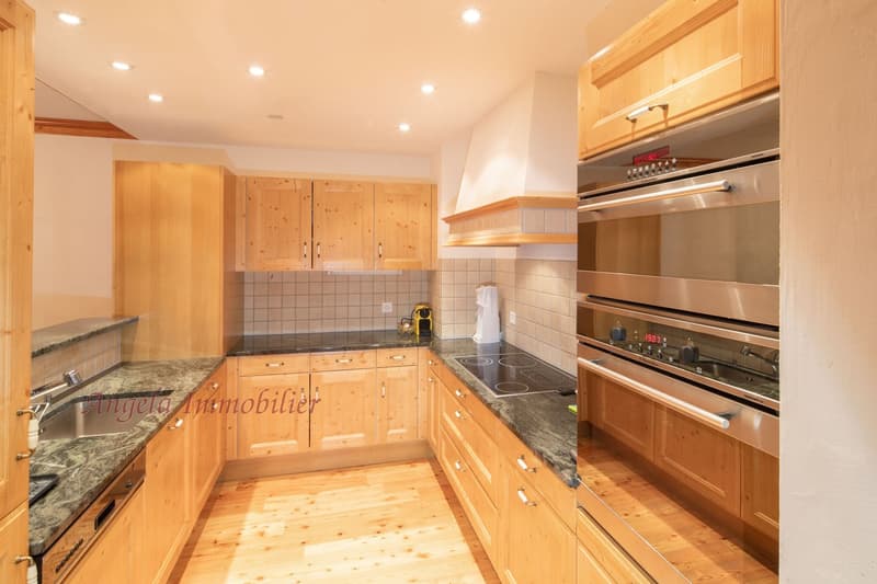 Stunning 3-Bedroom Apartment in the centre of Crans-Montana with SPA facilities (5)