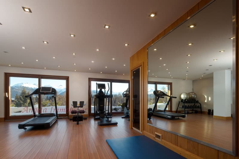 Stunning 3-Bedroom Apartment in the centre of Crans-Montana with SPA facilities (16)