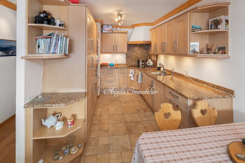 Charming 2 bedroom, 2 bathroom apartment with spa 5mins walk to the center (4)