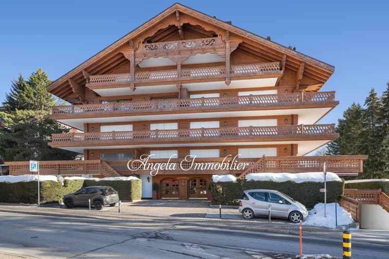 Center Crans :Stunning 7.5-Room Apartment with Panoramic Views in Crans-Montana (8)