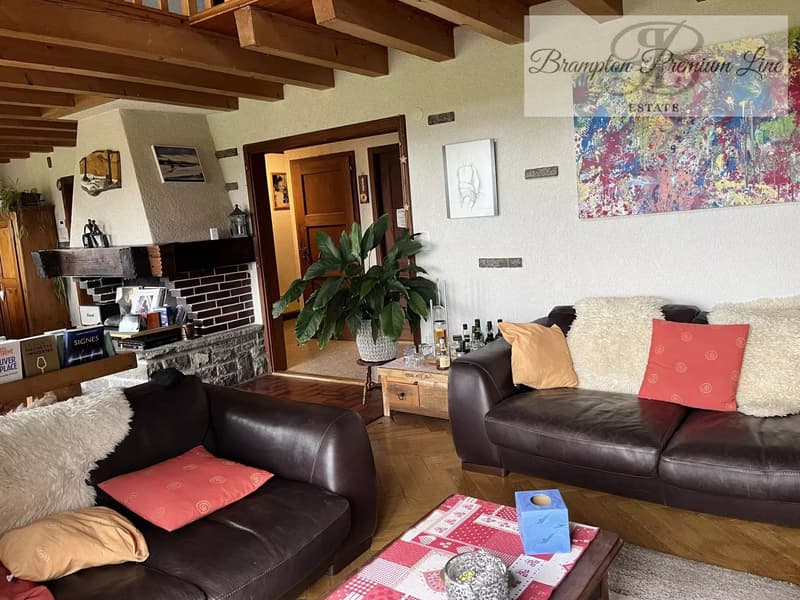 Surrounded by Nature, Yet Close to All Amenities (10)