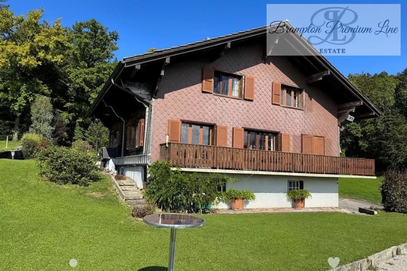 Charaktervolles 6,5-Zimmer-Chalet in Remaufens (1)