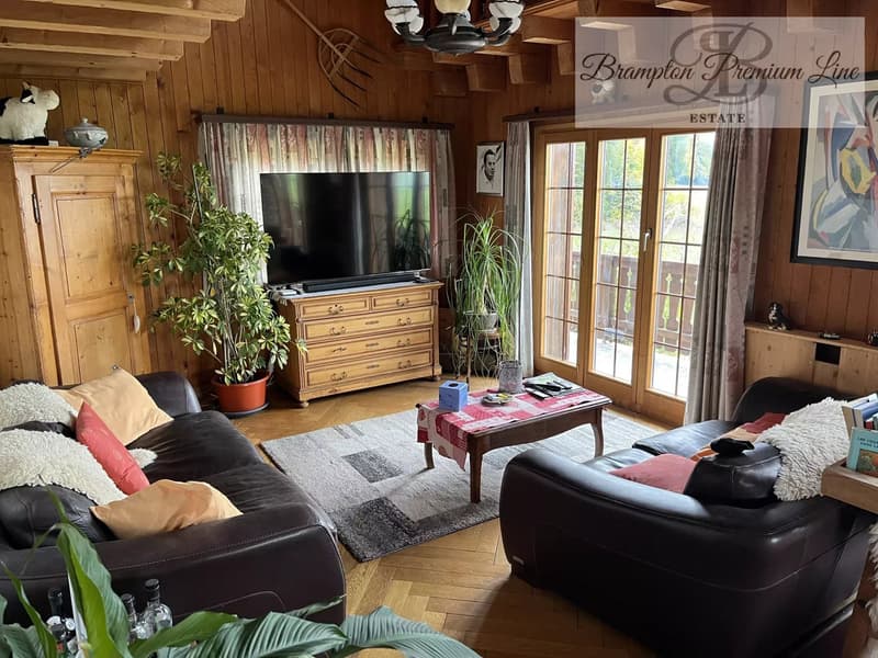 Surrounded by Nature, Yet Close to All Amenities (9)