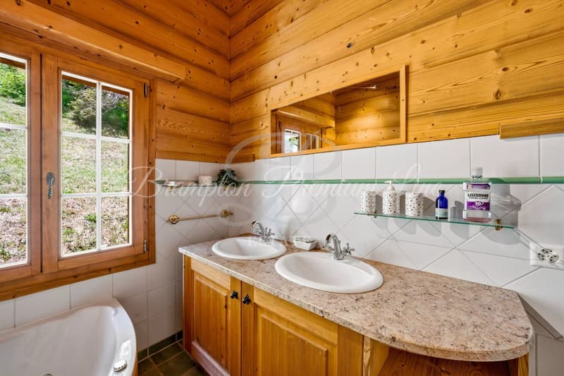Exclusive Listing ? St-Cergue | Character Chalet in a Prime Elevated Position (10)