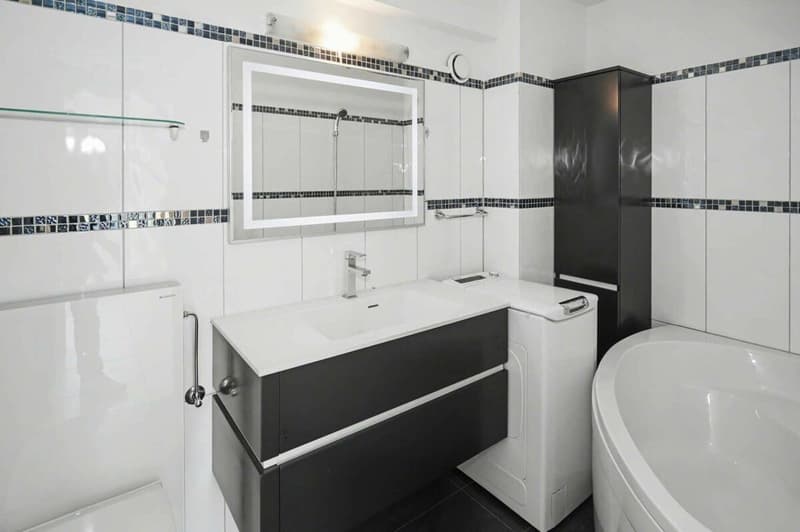 Appartement rénové de 3 pièces à Reinach (5)
