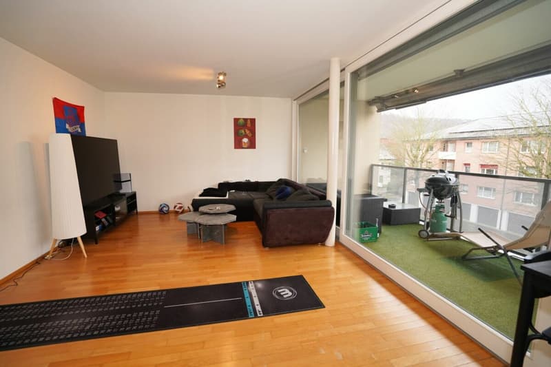 Moderne 3.5-Zimmerwohnung an top Lage in Ettingen (2)