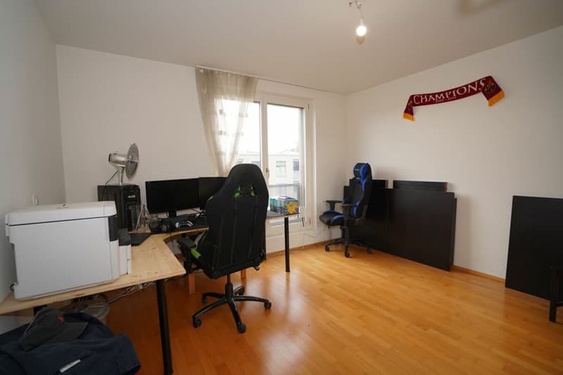 Moderne 3.5-Zimmerwohnung an top Lage in Ettingen (7)