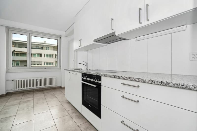 Helle 4-Zimmerwohnung im Iselin-Quartier (1)