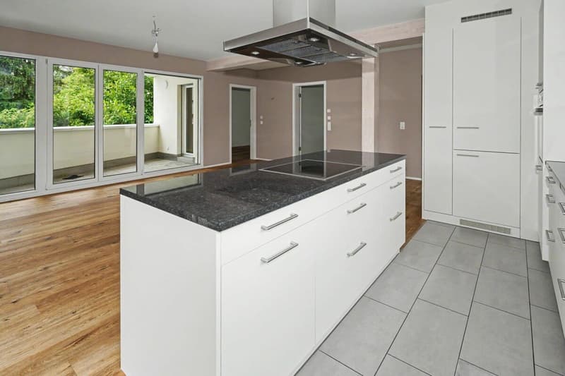 Moderne 3.5-Zimmerwohnung mit offener Küche und hochwertigem Ausbau in Binningen (2)