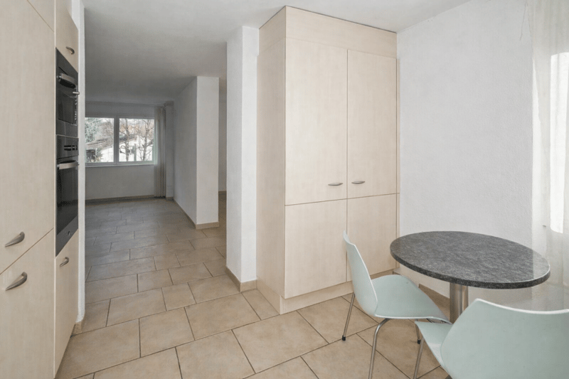Helle 4.5-Zimmerwohnung in Binningen (7)